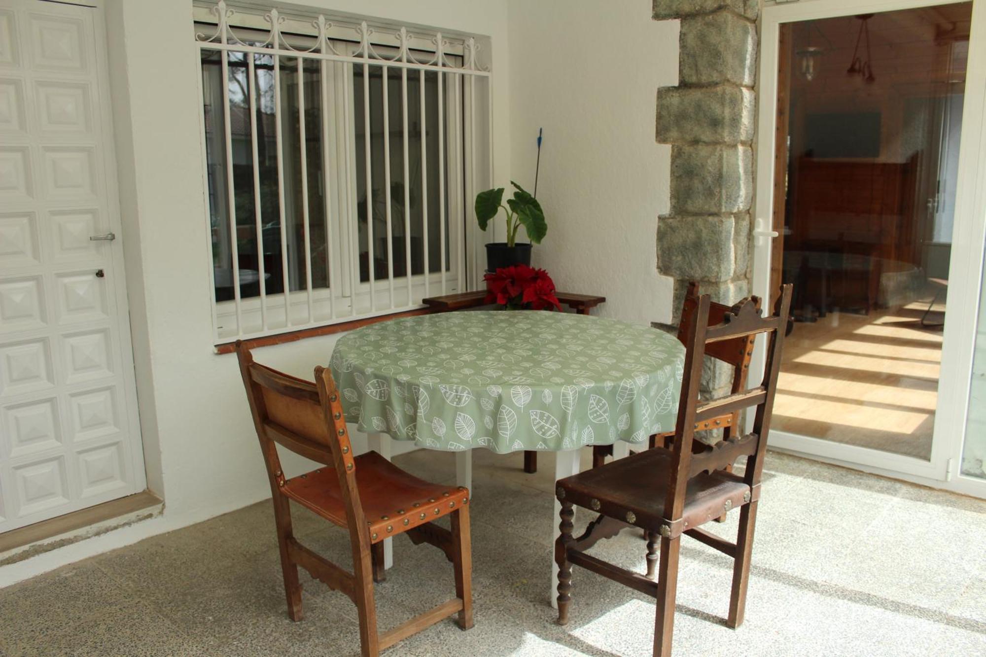 A Leira - Chalet Con Piscina En Becerril De La Sierra Zewnętrze zdjęcie